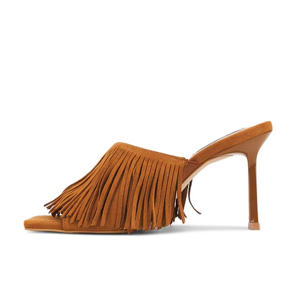 STEVE MADDEN REVOLVE NWB
Morina Sandals in Cognac Suede Fringe - Picture 3 of 9